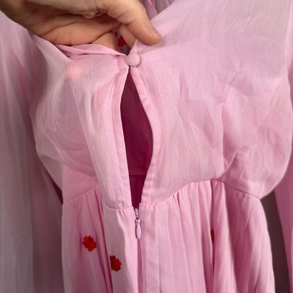 ASOS DESIGN tie back pleated sleeve midi dress in pink with red embroidery - Picture 8 of 15